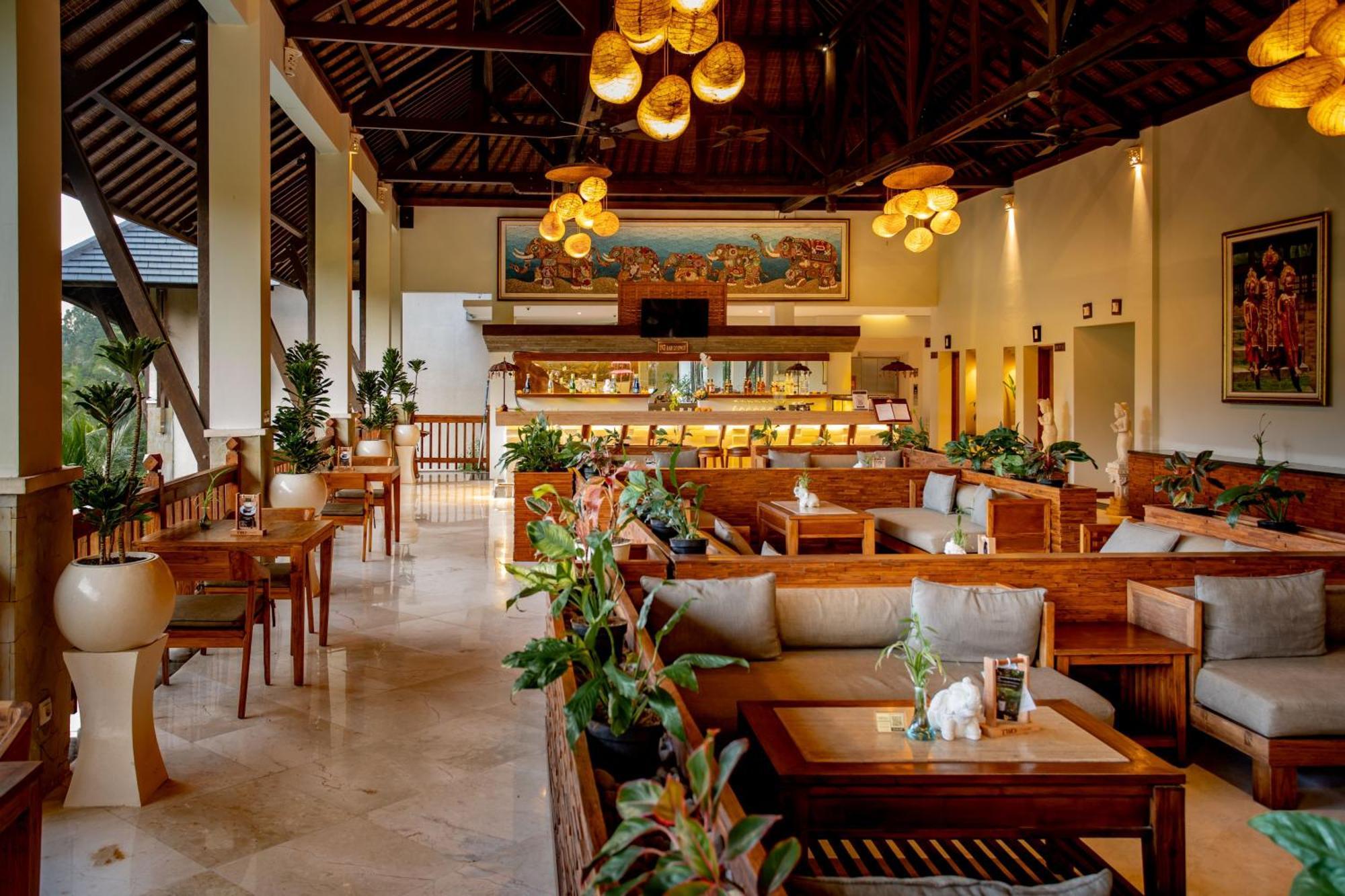 Resort The Lokha Resort, &